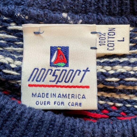 Vintage Norsport Knitted Reindeer Winter Sweater: Size Large - Picture 8 of 10